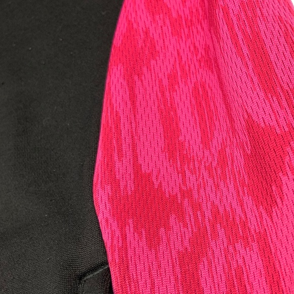 Puma Kids Jacket - Black and Pink - Picture 5 of 7